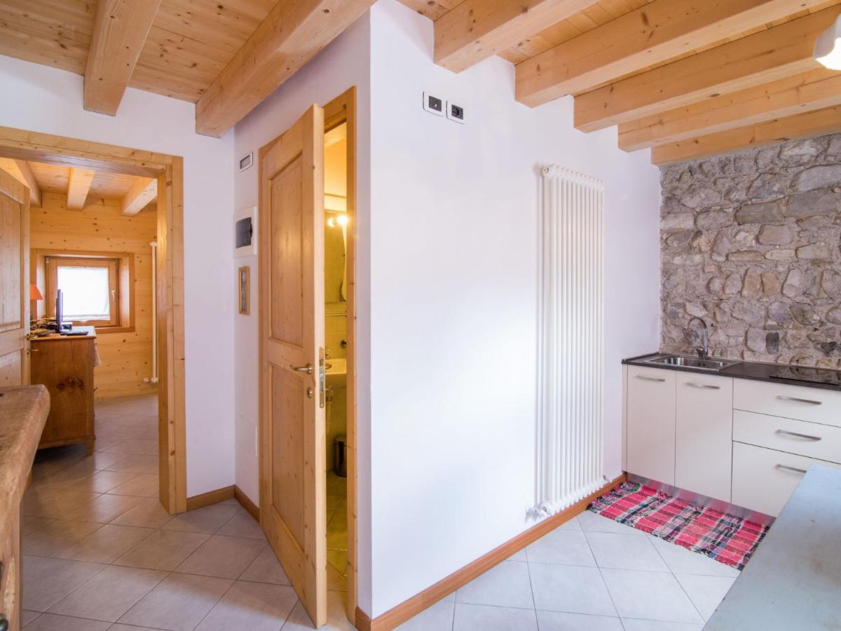 Apartment Albergo Diffuso - Cjasa Ustin-4 By Interhome Барчіс Екстер'єр фото