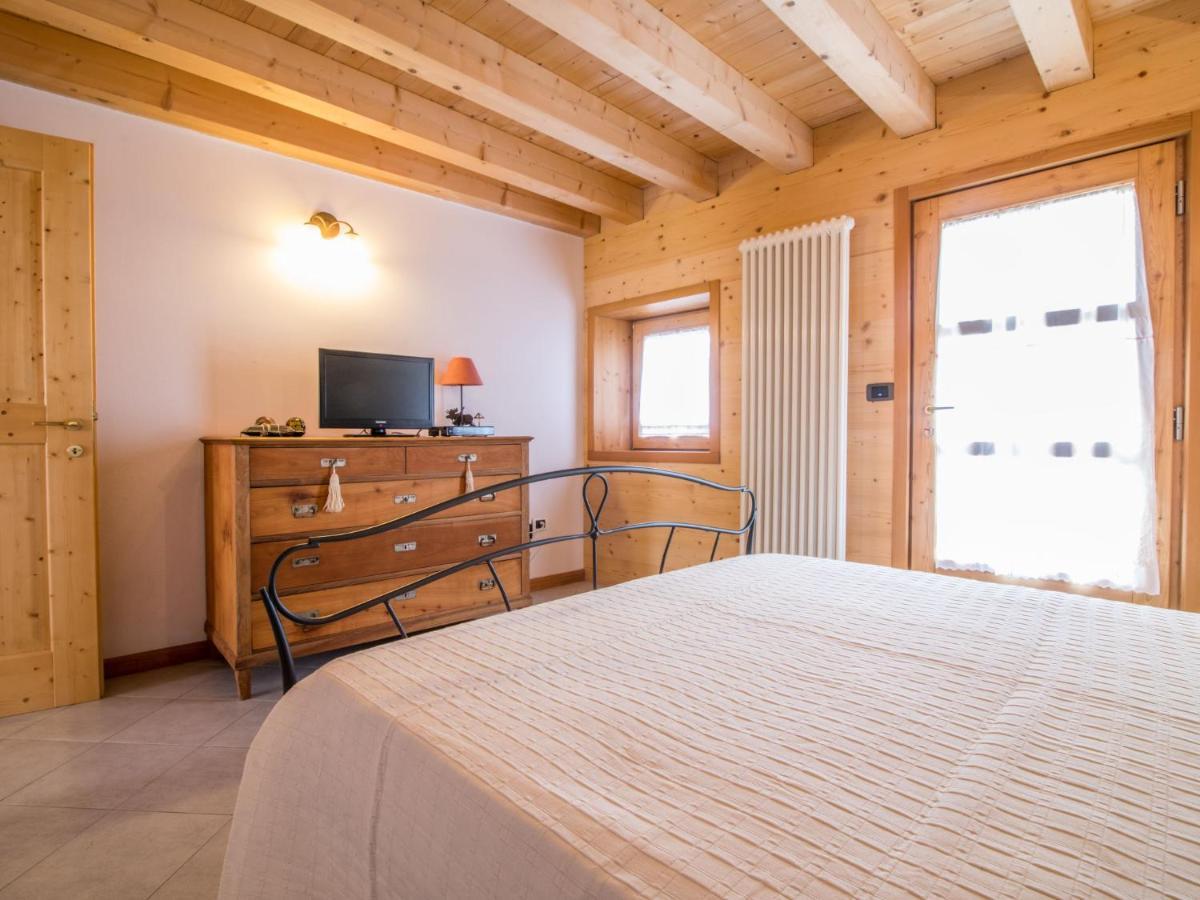 Apartment Albergo Diffuso - Cjasa Ustin-4 By Interhome Барчіс Екстер'єр фото